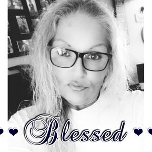 Meet your Posher, Becky